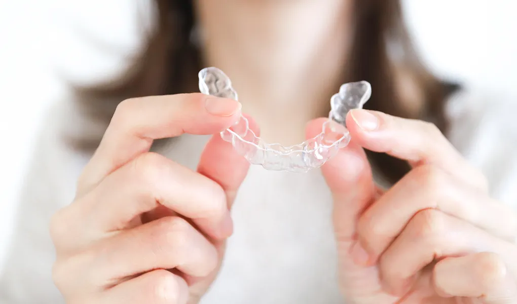 マウスピース型矯正装置を用いた治療