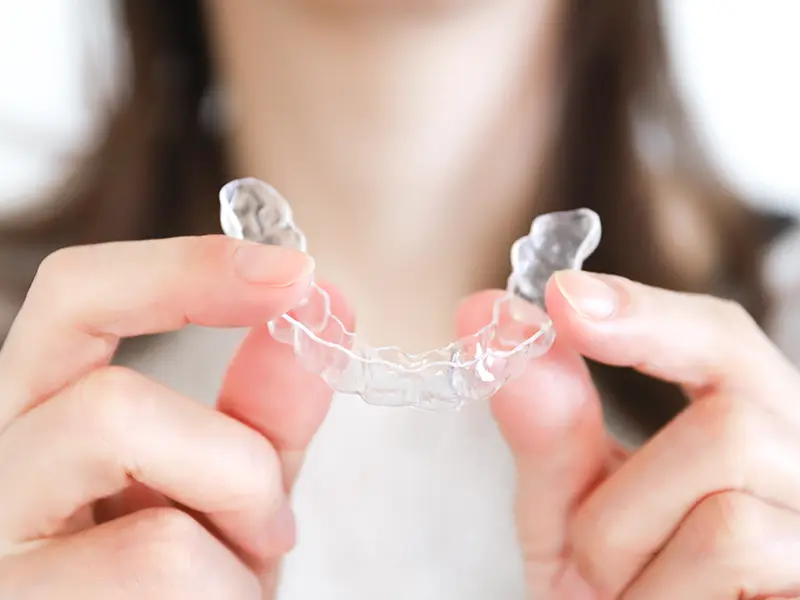 マウスピース型矯正装置（インビザライン）
